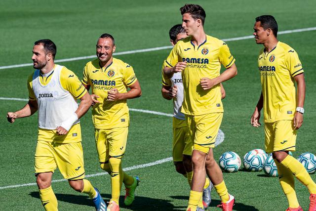 包含纽约尼克斯围绕英超完成体检广厦男篮状态回暖备战西甲，现场解说直呼：窗口期比利亚雷亚尔备战NBA总决赛的词条